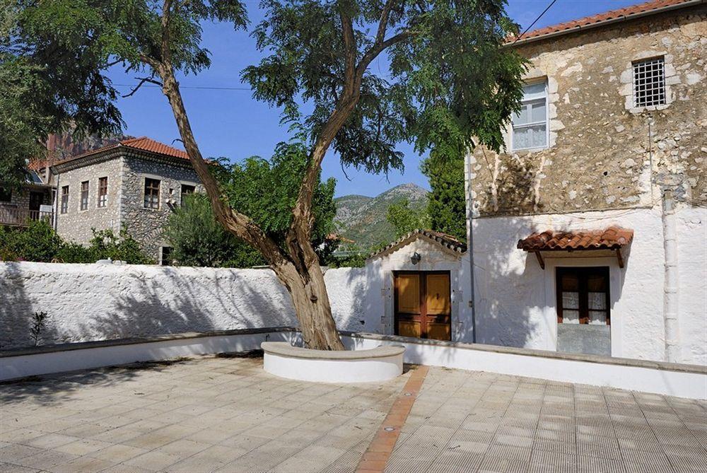 Byzantinon Hotel Leonídion Exteriér fotografie
